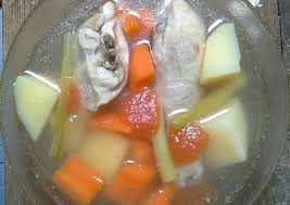 Salah satu menu andalannya adalah sayur sup yang berisikan wortel, kapri, kentang, jamur putih, dan jamur kuping. Resep Sop Ayam Kentang Wortel Resep Bumbu Sop Ayam Kentang Wortel Yang Sempurna Tipsrecipes