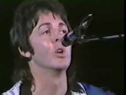 Blackbird Singing In The Dead Of Night Lyrics Boss Baby Paul Mccartney Blackbird Live Wings Youtube
