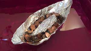 It floats and you will have it rolling on the waves in less then. 12 By 12 Aluminum Foil Boat Using The Hull Design Youtube