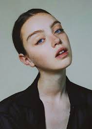 Credits To Whoever Was The Model And To Whoever That Has Taken This Awesome Picture I M Just A Teenage Girl Who Wants Face Photography Portrait Portrait Photo Sorry, your search returned zero results for female headshot. face photography