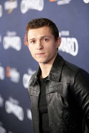 Pin By Sara On Tom Holland Tom Holland Tom Holland Spiderman Premiere