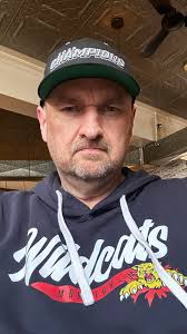 Never decide what to wear, shortly after a small square piece of paper is  placed