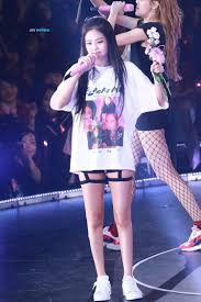 Blackpink Jennie Japan Arena Tour 2018 Day 2 Osaka 180725 Blackpink Fashion Short Hair Styles Blackpink Jennie
