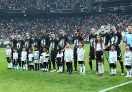 55' denizlispor'da sagal, hakeme itirazları nedeniye sarı kart gördü ve cezalı duruma düştü. Bjk Denizlispor Maci Kac Kac Bitti Besiktas Maci Ozet Izle