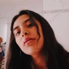 Elisa Borunda's Instagram, Twitter & Facebook