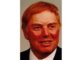 Kim Wallis Obituary (1944