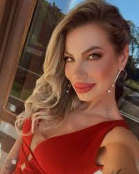 Caroline S. Alt (@altcaroline_) • Instagram photos and videos