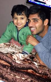 Jun 30, 2021 · ms dhoni is always there to guide youngsters: Bhuvneshwar Kumar Family Father Mother Nephew Successstory