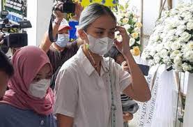 Masih ingat dengan pasangan selebritis joanna alexandra dan raditya oloan? 3zjli3dvvdkwfm
