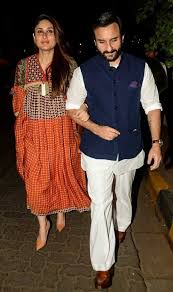 See Pics Kareena Kapoor First Dinner Date After Taimur Birth Kareenakapoor Saifalikhan Stylish Maternity Outfits Afghani Clothes Cute Maternity Dresses