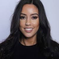 William Pash's Instagram, Twitter & Facebook