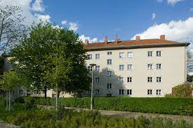 The monthly rent in berlin depends on different neighborhoods and apartment types. Berlin Wedding