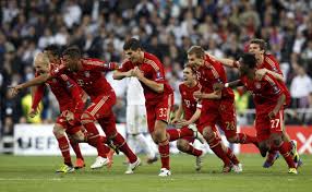 Now in the final, which team is the favorite schwensteiger desperate after missing his penalty shot. Bayern Stuns Real In Shootout To Set Up Chelsea Final Ab 17447889 Other Sports Ae 17447889 Chinadaily Com Cn