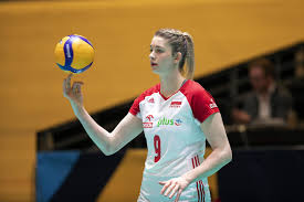 Polscy siatkarze w efektownym stylu wygrali z reprezentacją stanów zjednoczonych. Polska Japonia Zmarnowana Szansa Bialo Czerwonych Prowadzily 2 0 Przegraly 2 3 Super Express