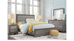 Which makes it easy to add some contrast with gray. Marlow Gray 5 Pc Queen Panel Bedroom Transitional