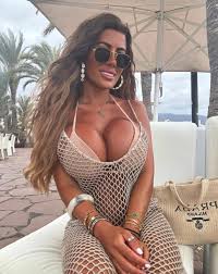 Emmymxoxo - Free pics, galleries & more at Babepedia