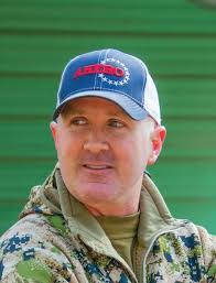 Shari Dwyer's Instagram, Twitter & Facebook