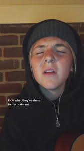 it ain’t easy out here lol #femalesinger #acoustic #lgbtq #voiceeffects