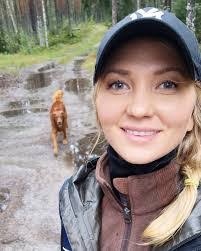 Lisa Magnussen's Instagram, Twitter & Facebook