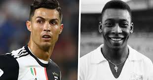 Cristiano ronaldo collided with roma defender marco cassetti after the goal (image: Gary Neville Cristiano Ronaldo Will Peles Rekord Verbessern Und Grosster Aller Zeiten Werden