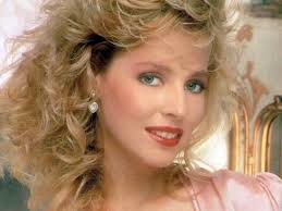 Stacey Arthur's Instagram, Twitter & Facebook