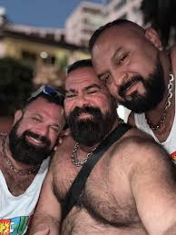 Can't wait to get out of the Windy City and get my Beef Dipped for the  first time in a few weeks! What are some must do and sees while in PV?! |