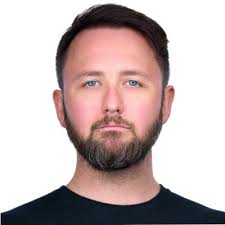 Proud to be a graduate of the Raymond James WIN Emerging Leader Program 🎉  I entered the program hoping to become a more effective leader and  colleague. Little did I know that