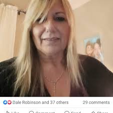 Octopus pasta recipe 🐙🍝 Ingredients: = 1 Vienna sausage = Uncooked  spaghetti pasta = Hot sauce of your choice = Grated cheese = An appetite  ﻿﻿Take your Vienna sausage and make small