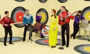 Emma, who performs as the yellow wiggle in the children's group, captioned the image: 4kgveqttuq78um