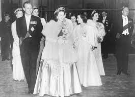 Conversely, fdr went through three british kings. Bilder Der Jungen Konigin So Sah Queen Elizabeth Ii Fruher Aus