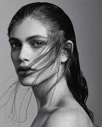 Call me Art ⭐ by Melissa Cartagena (@perazna). in frame Alexa Taylor Tedder  (@alexattedder). Sara F. @fashionportraitsgallery #fashionphotography  #blackandwhitephotography #bnwportrait #35mm #rooftop #fashionphotography  ______