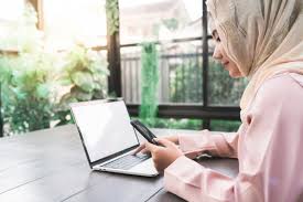 Janganlah perempuan yang sedang haid atau orang yang sedang junub membaca sesuatu dari d. Tata Cara Mandi Wajib Selepas Haid Islami Dot Co