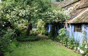 B B Riet Unikat Mit Vertraumten Garten Gelderland Holland Cottage Garden Ocean Garden Garden