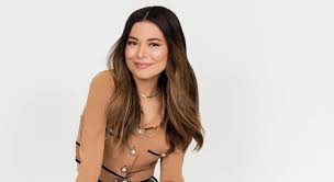 Miranda's career started with commercials for burger king,. Who Is Miranda Cosgrove S Boyfriend Details On Her Dating Life Thenetline