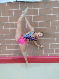 Nel 2002 l'associazione cantonale ticinese di ginnastica decide di creare i centri di élite per la ginnastica artistica e ritmica, secondo le severe esigenze della federazione svizzera di ginnastica, una sede fissa, allenatori professionisti e atleti talentuosi disposti ad allenarsi una ventina di ore alla settimana. Doppia Finale Per Ludovica Fazzi Ai Campionati Italiani Di Ginnastica Ritmica Noitv