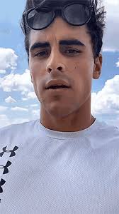 Dante Vaughan's Instagram, Twitter & Facebook