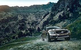 Download Wallpapers Volvo V60 Cross Country 4k Offroad 2018 Cars Mopuntains Volvo Besthqwallpapers Com Volvo Volvo V60 Volvo Cars