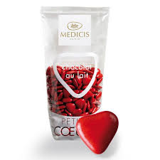 Dragees Medicis Les Petits Coeurs Au Chocolat Au Lait Rouge Christmas Chocolat Au Lait Dragees Medicis Chocolat