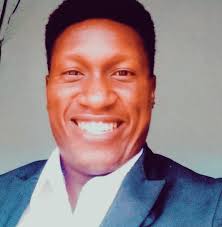 IS SHE RIGHT OR WRONG ✍️ Farida Bashir @talkwithpheedyb If your salary is  between 200k and 300k now in Nigeria, you're no longer a middle class.  You're Poor.