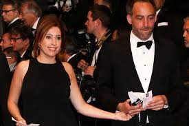 Her mother, mary boghossian, of armenian descent, is the sister of diamond dealers jean and albert boghossian. L Inattendue Demande De Lea Salame A Son Compagnon Durant Sa Grossesse