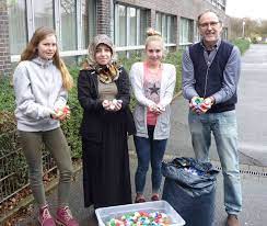 Es war ein tag der freude. Unesco Schule In Kamp Lintfort Spendet Fur Kinder Im Jemen