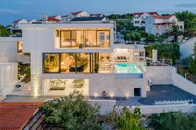 While it is situated by the lake balaton, villa vitae makes you feel like you were somewhere in the south of france. Five Star Villa Vitae Korculavillas Com