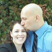 Carrie Eckhardt's Instagram, Twitter & Facebook