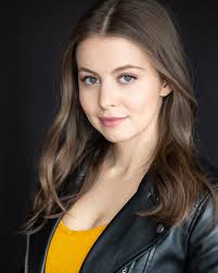 Laura Hamel's Instagram, Twitter & Facebook