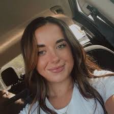 Madelyn Huber's Instagram, Twitter & Facebook