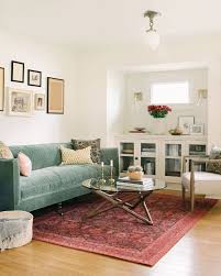 Choosing an eclectic living room interior design style means you can freely combine shapes, models, textures, and colors in one idea 1.4 wall decorations in an eclectic living room. Inside Supergirl S Floriana Lima Stunning Eclectic Living Room