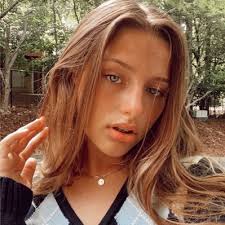 avery lancaster (@averylancaste18)