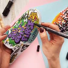 For best gmc touch up paint results, let your gmc's finish dry for thirty days and then apply a good quality automotive wax. 15 Acrylic Paint Pens Special Colors By Artistro