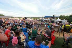 Please inform the representative that you require accessible seating at time of purchase. Mayo Clinic Health System Event Center Mankato Mn