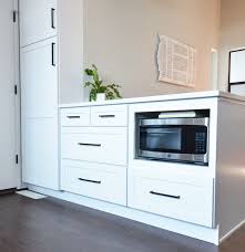 White shaker cabinets with black hardware : Kassie David S Kitchen Remodel Centsational Style